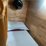 Breeze Bed Space