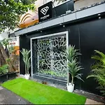 Diamond Hotel