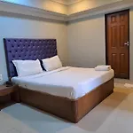 Hotel Cruz Royale