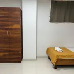 Luxurious 4Bhk Homestay In Kandivli Mumbai Spacious Scenic And Family Friendly