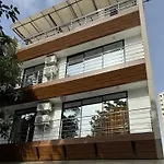 Luxurious 4Bhk Homestay In Kandivli Mumbai Spacious Scenic And Family Friendly