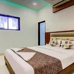 Hotel Golden Palms