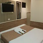 Hotel Time Gold Near Domestics Airport