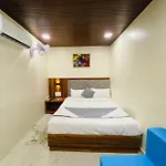 Hotel Aksa Palace