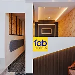 Fabhotel Airport Palace - Nr Mumbai International Airport
