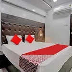 Hotel O Nithyanand