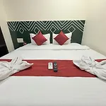 Fabhotel Kailash Park