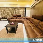 3Br Service Aprt In Shivaji Park