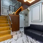 Hotel Ananta