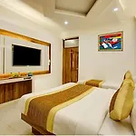 Radiant Hotel,Andheri East Terminal 1,2