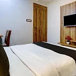 Hotel O Blue Inn Residence Near R City Mall