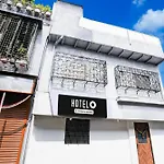 Super Hotel O Khar East Near Railway Station