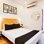 Super Townhouse Khar The Unicontinental