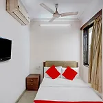 Hotel O Delight Inn Near Andheri Railway Station