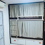 Stay Retreats - Dorm In Andheri