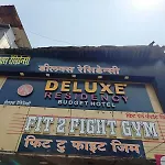 Deluxe Residency
