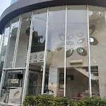Hotel Sakinaka Inn