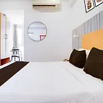 Super Townhouse Khar The Habitat