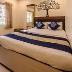 Hotel O Royal Grand Near Chhatrapati Shivaji International Airport