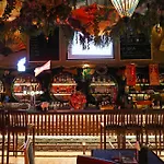 Hotel Peninsula Redpine
