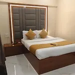 Hotel Magnificent