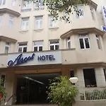 Ascot Hotel