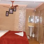 Hotel Shadab Palace