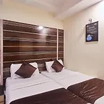 Room Maangta 122 @ Andheri East