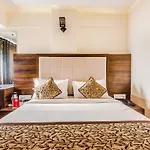 Royal Inn