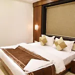 Hotel Flora Fountain,Fort