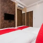 Oyo 15519 Hotel Grand Residency