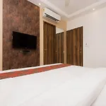 Oyo 15519 Hotel Grand Residency