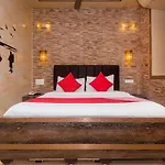Hotel Oliver, Colaba