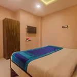 Oyo 9748 Hotel Girgaon Palace
