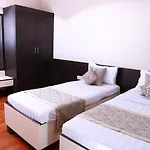 Hotel Bharat Avenue