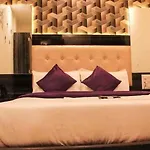 Hotel Palace Residency