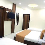 Hotel Golden Hayyath Inn
