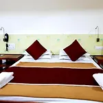 Hotel Shubham Vile Parle