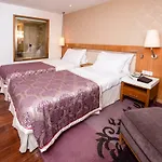Hotel Bawa International