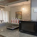 Mint Magna Suites 2Mins To Elphinstone Railway Station
