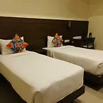 Adlon International Hotel