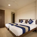 Oyo 4689 New Imperial Residency