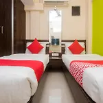 Oyo 1453 Hotel Daisy Residency