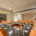 Oyo 618 Maharaja Hotel