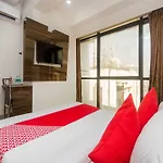 Oyo 12043 Hotel Crystal Crown