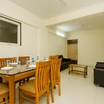 Oyo 11441 Hotel Blue Bells Residency