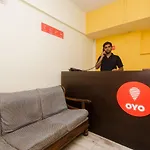 Oyo 13470 Hotel Symphony House