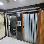 Hotel Pakeeza