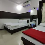 Hotel Pakeeza