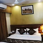 Hotel Crystal Luxury Inn- Bandra